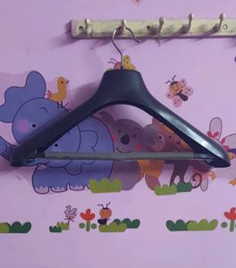 Blackberry Hanger