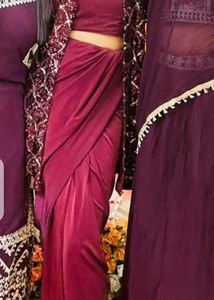A Beautiful Saree With Simmery Shrug