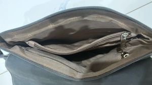 Baggit Grey Sling And Handbag 👜🩶