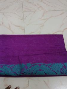 Beatiful Saree With Jeri Border