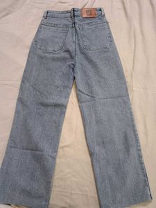 women high rise stretchable jeans