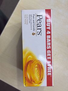 Pears Pure Gentle 98% Natural Oils