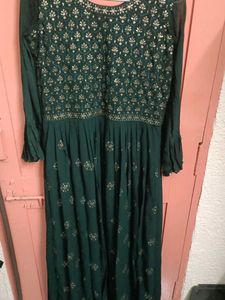 Elegant Green Embroidered Kurta Set