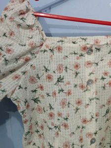 Floral Puff Sleeve Blouse