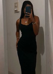 Bodycon Black Dress 🖤