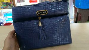 Da Milano Blue Croc Embossed Crossbody Bag
