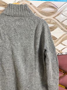 Gray Buttoned Sweater