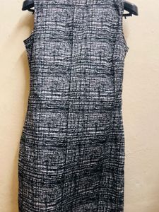 Elle studio Short Dress