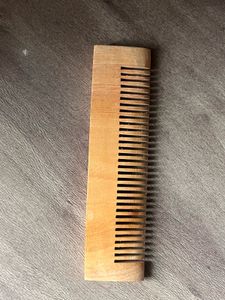 best quality glossy bamboo comb