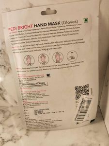 O3+ Pedi Bright Hand Mask Gloves