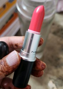 MAC Amplifier Lipstick Shade Impassioned