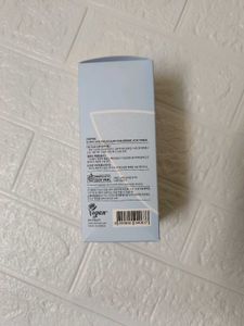 Isntree Hyaluronic Acid Toner