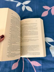 Fourth Wing &amp; Iron Flame Set