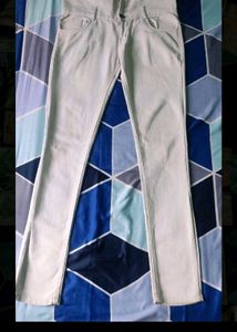 Women&#39;s Jeans