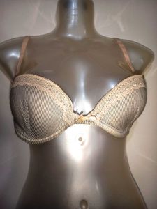 🎁Buy 2, Get 2 Free🎁Striped Padded Bra 32 C