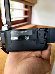 SONY DCR-SR20 HANDYCAM
