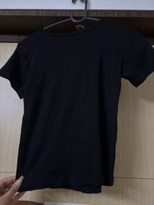 Chic Black Cutout Tee