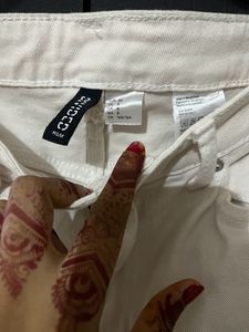H&amp;M White Flared Jeans 🤍