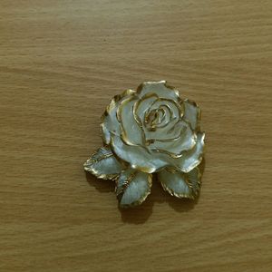 Resin Rose Charm_White