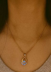 Elegant Pendant Necklace