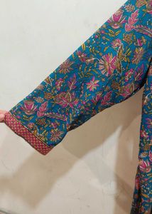 Elegant Floral Printed Kurti with Embroidered Neck