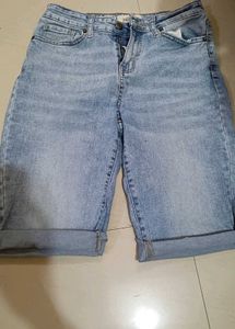 28 MODE Light Wash Jeans