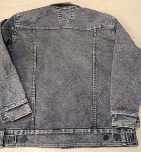 Trendy Gray Denim Jacket