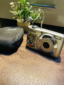 nikon L24 camera