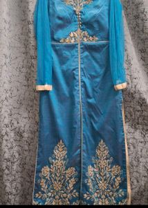 embroidered kurta set