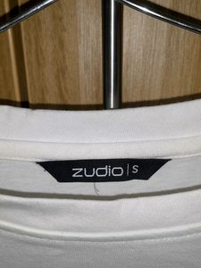 Zudio White tshirt