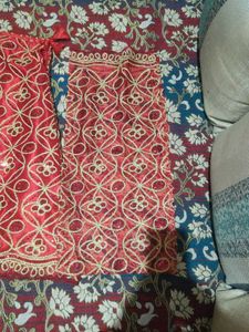 Girls&#39; Ethnic lehenga choli with dupatta