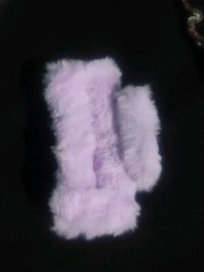 korean fuzzy hair claw clip