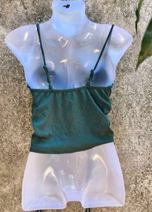 N. CUTE GREEN RUCHED TOP