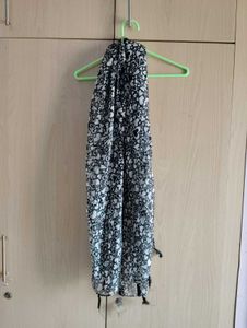 Heart Print Scarf