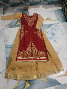 Embroidered Red &amp; Gold Kurta Set