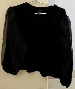 New forever 21 Chic Black Top
