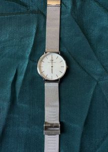 Unisex Dw Silver Belt Watch