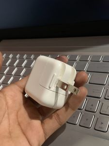 Apple Iphone 10w Charger Adapter(ORIGINAL)