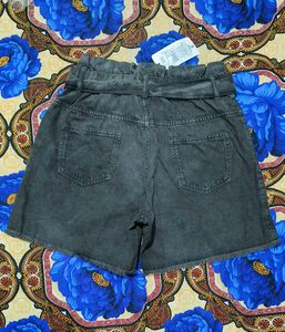 Shein Frayed Hem Denim Shorts With Tie-Up Belt