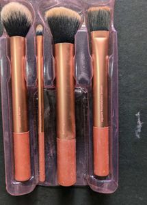 Real Techniques Flawless Base Set