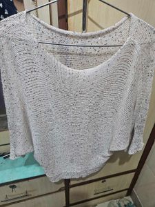 Off White Casual Top With Smart Look