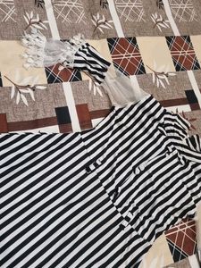 Lining Style Miiddi Length Dress