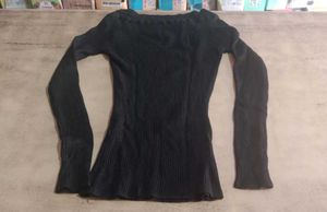 Winter Stylish Black Fitted Top