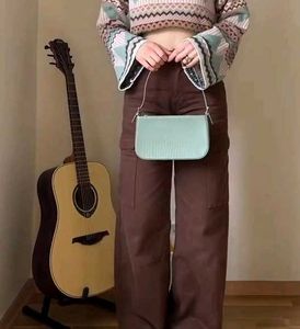 Brown cargo