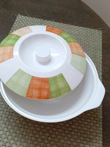 2 BIG BOWL WITH LID AND SERVING SPOON
