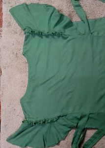 Sale 🛍️ 💰 Green Flutter Sleeve Top