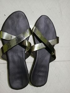 I Want To Sell My Flat Sandal