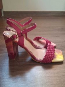 Gradient Pink Heels for Parties Or Meeting!
