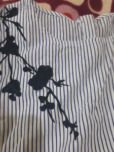 Medium Size Pure Cotton Pretty Top