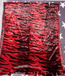 Red &amp; Black  Soft Chadar